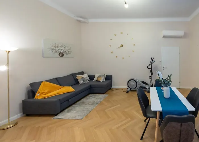 Spacious Prater L Ac L Sleeps 4 * Viena
